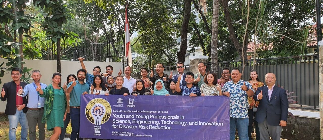 Mobilizing youth for disaster risk reduction
