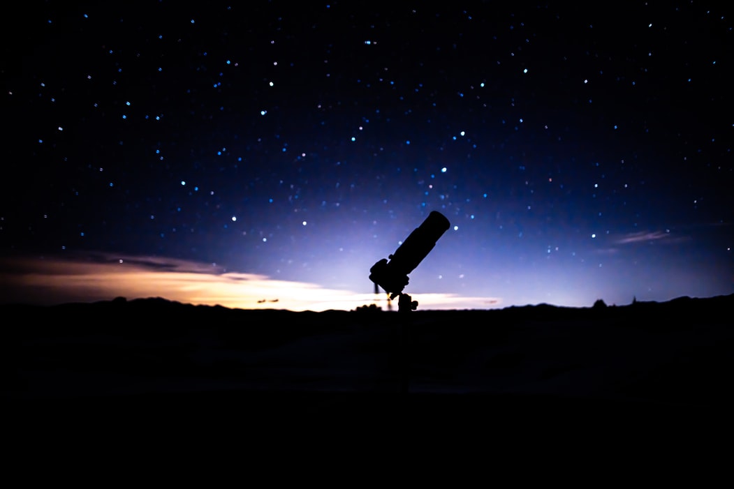 Initiatives en ligne de l'AIU – Ensemble grâce à l'astronomie