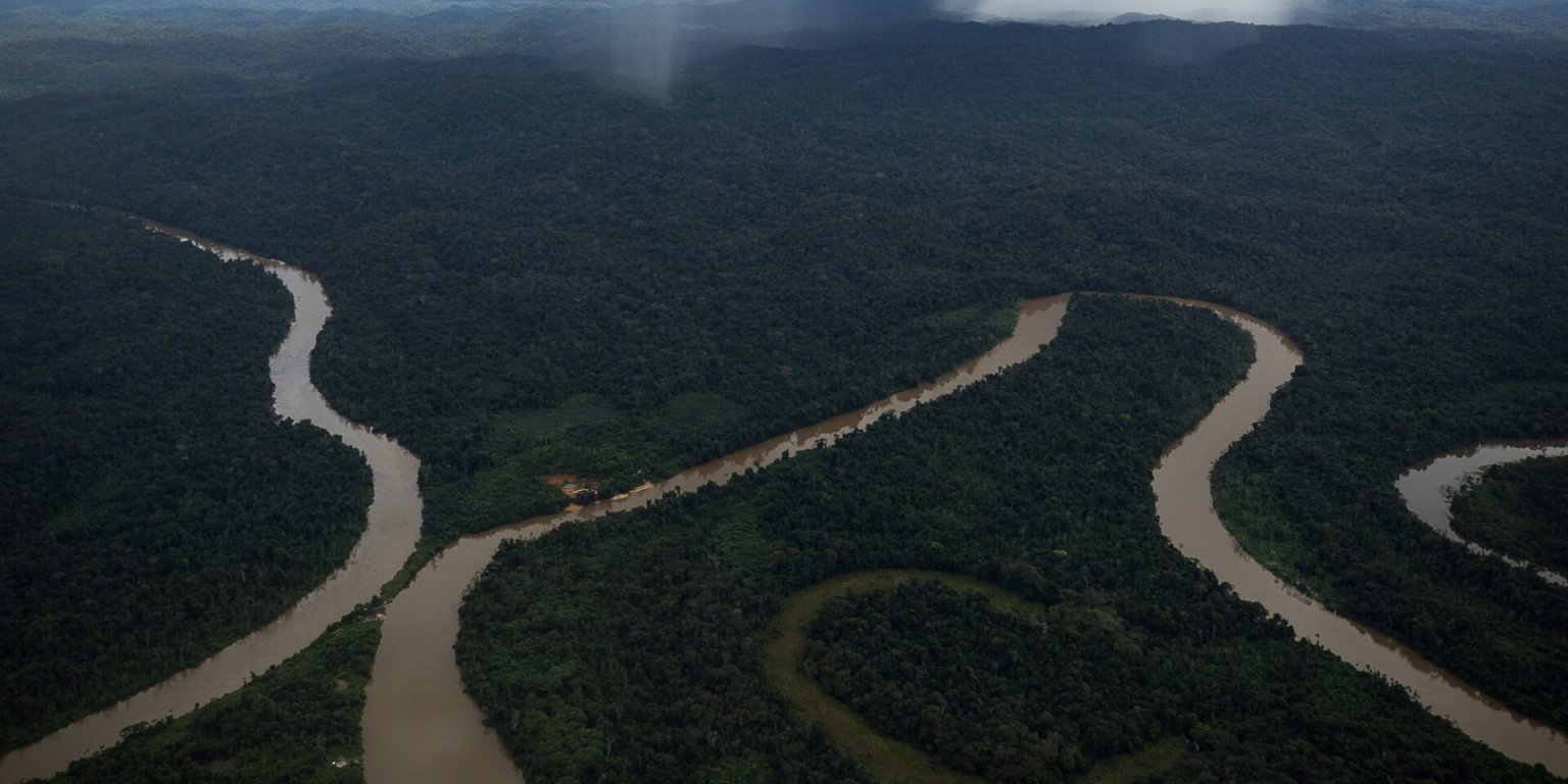 Una importante evaluación científica de la región amazónica emite un llamado urgente para poner fin a la deforestación y evitar puntos de inflexión