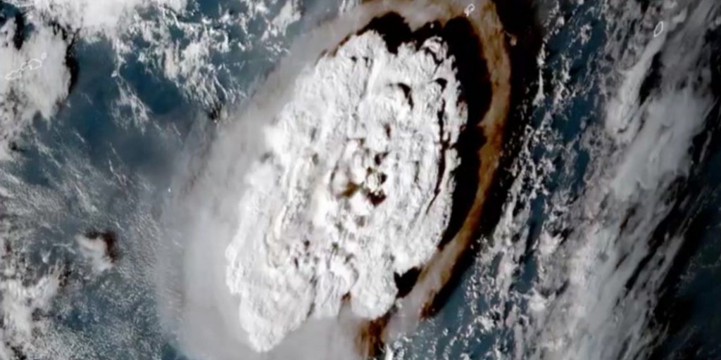 Erupção vulcânica subaquática Tonga