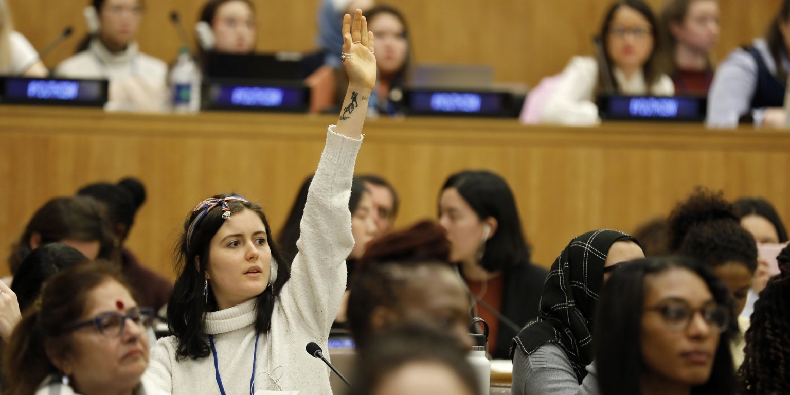 Les femmes à la tête de solutions équitables et inclusives pour faire face à l'urgence climatique : webinaire