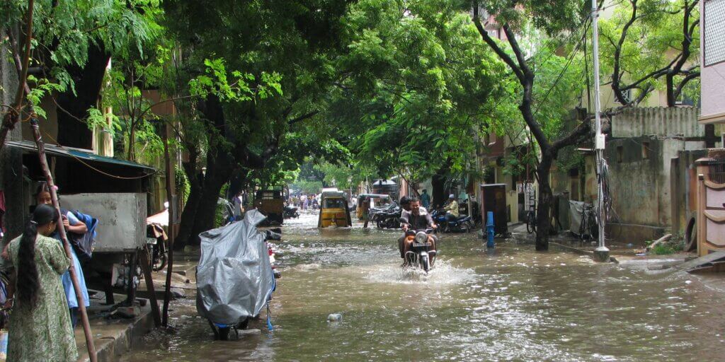 Rua inundada