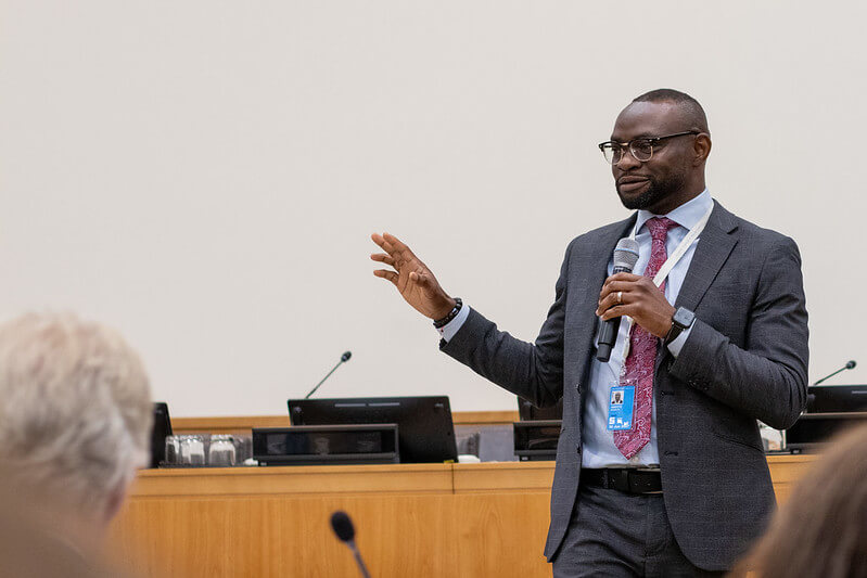 바바툰데 아비도예