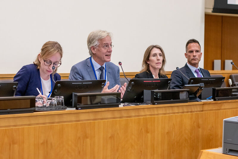 2025년 과학의 날에서 연설하는 로버트 다이크그라프