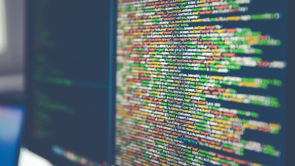 Комп'ютерний код на моніторі