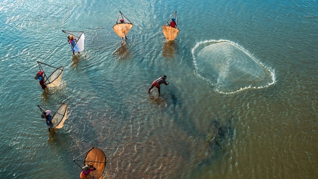 pescatori con la rete
